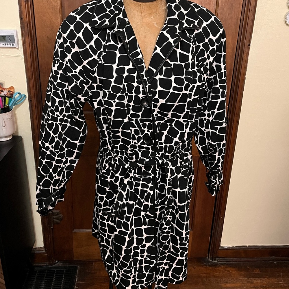 INC International Concepts Black and White Printed Trench Coat